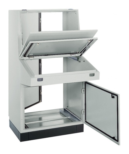 Напольный пульт с консолью Spacial SD, 1600x1400x1045мм, IP55, сталь